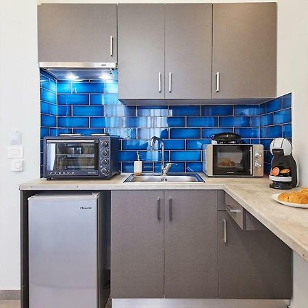 Live in a funky&renovated studio near Acropolis Atene Esterno foto